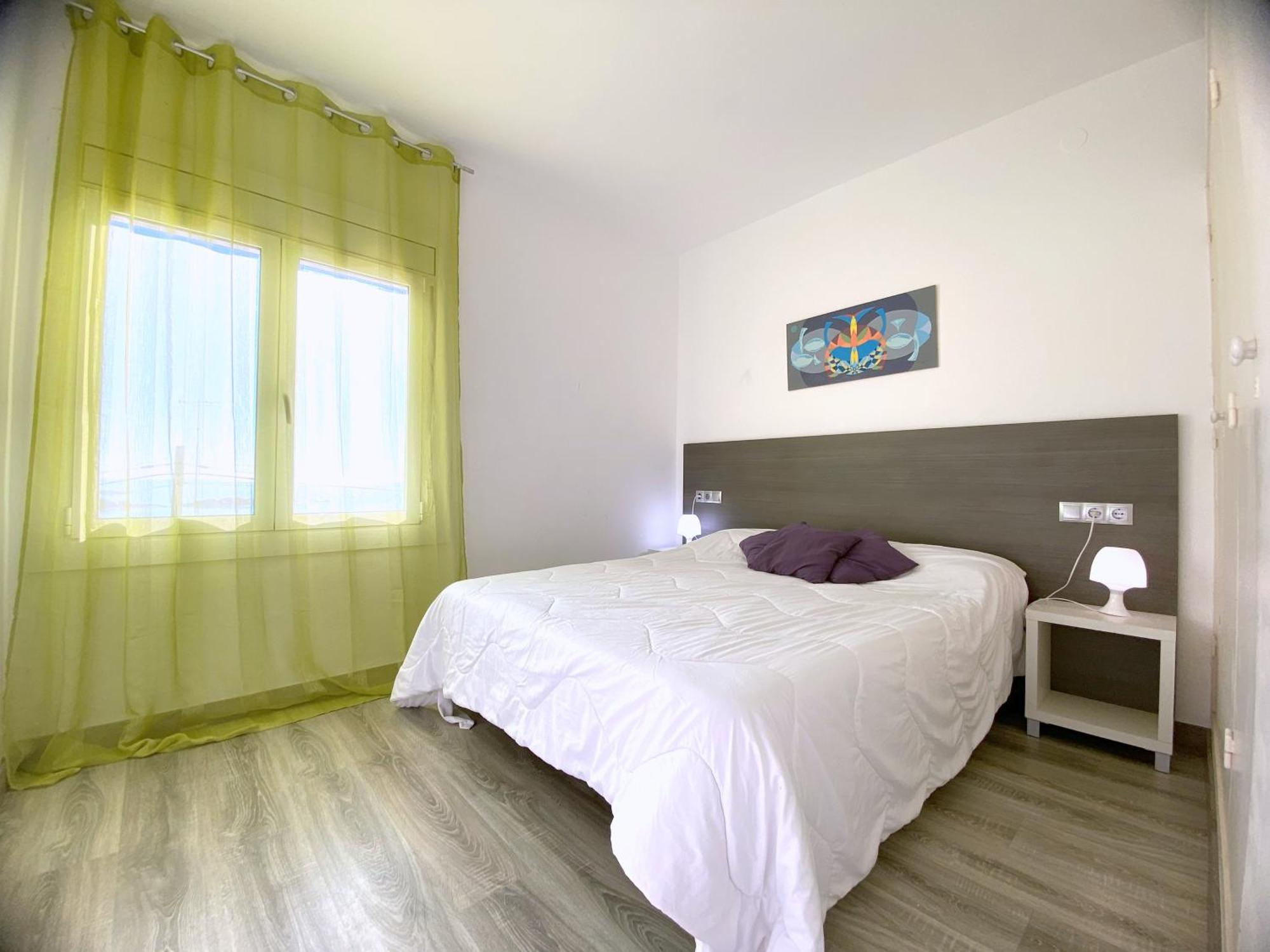 Eden Mar Apartment Roses Bagian luar foto